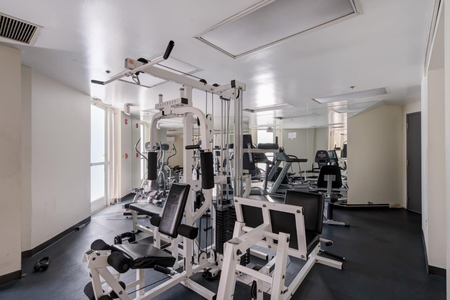 Detail Gallery Image 33 of 43 For 550 Ortega Ave #B330,  Mountain View,  CA 94040 - 2 Beds | 2 Baths