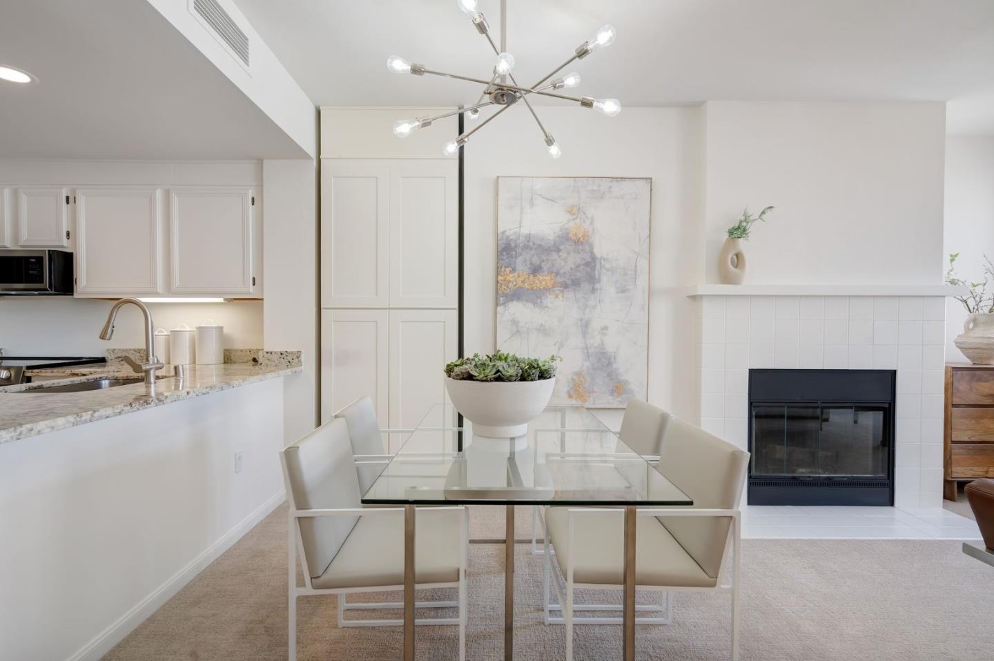 Detail Gallery Image 8 of 43 For 550 Ortega Ave #B330,  Mountain View,  CA 94040 - 2 Beds | 2 Baths