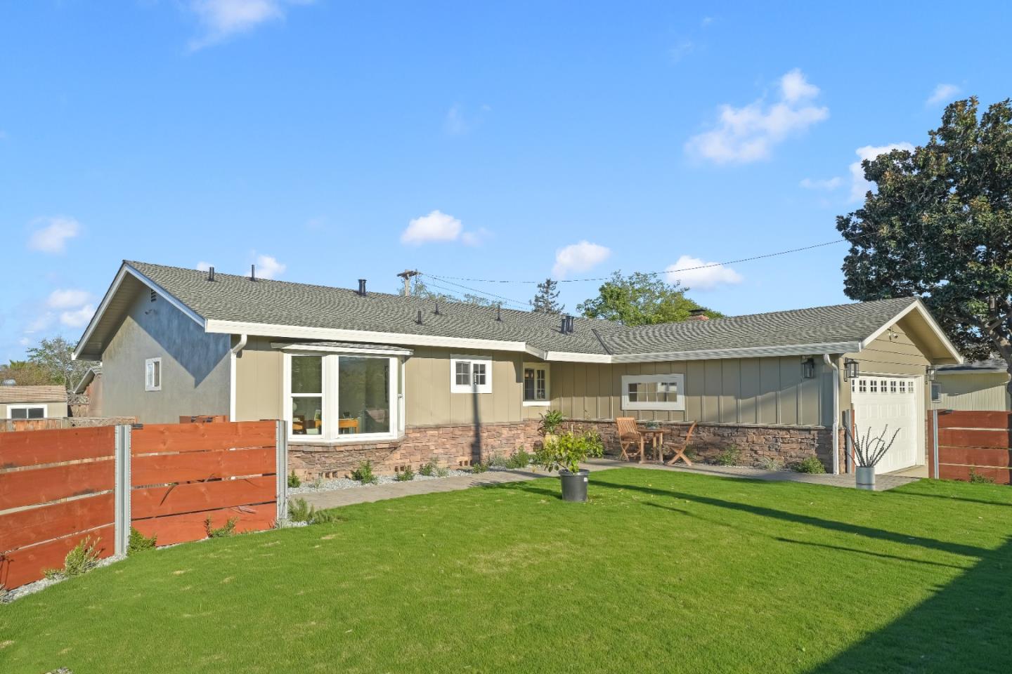 Detail Gallery Image 3 of 16 For 3852 Ross Ave, San Jose,  CA 95124 - 3 Beds | 2 Baths