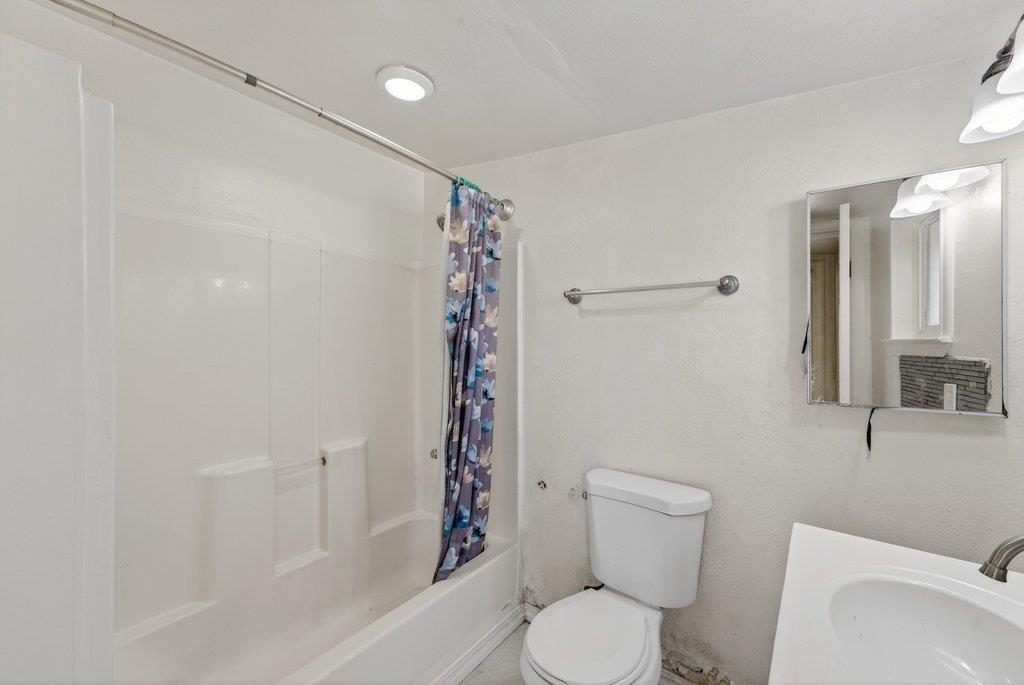 Detail Gallery Image 36 of 43 For 107 Behler Rd, Watsonville,  CA 95076 - 6 Beds | 3/1 Baths