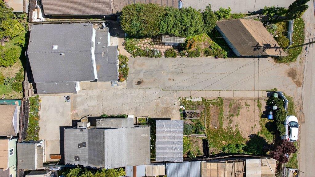 Detail Gallery Image 9 of 43 For 107 Behler Rd, Watsonville,  CA 95076 - 6 Beds | 3/1 Baths