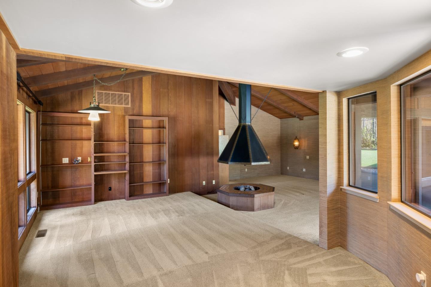 Detail Gallery Image 15 of 49 For 1474 Deer Flat Rd, Monterey,  CA 93940 - 4 Beds | 3 Baths