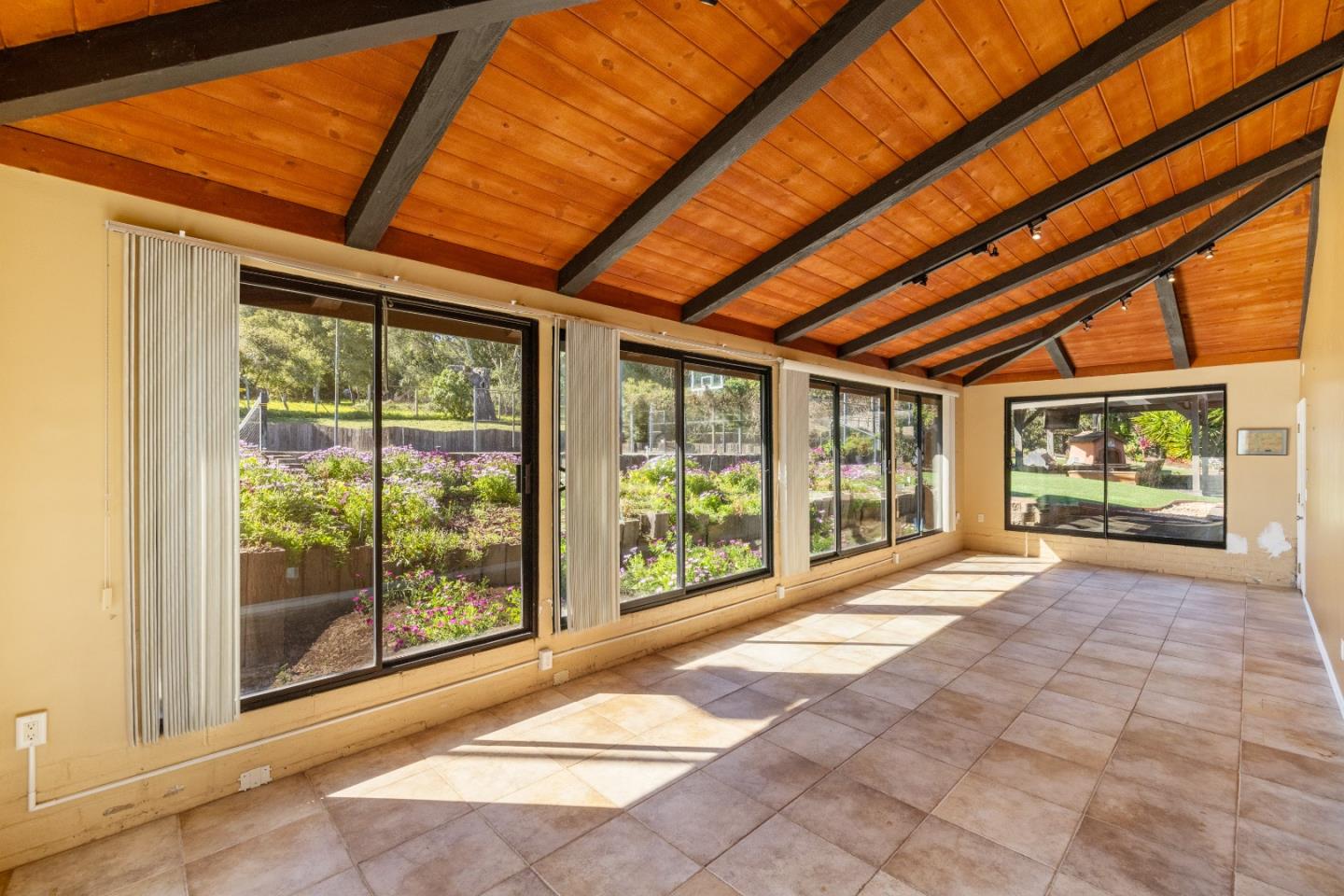 Detail Gallery Image 30 of 49 For 1474 Deer Flat Rd, Monterey,  CA 93940 - 4 Beds | 3 Baths