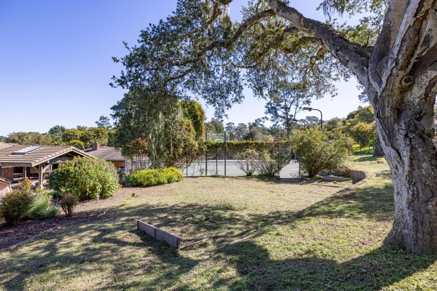 Detail Gallery Image 34 of 49 For 1474 Deer Flat Rd, Monterey,  CA 93940 - 4 Beds | 3 Baths