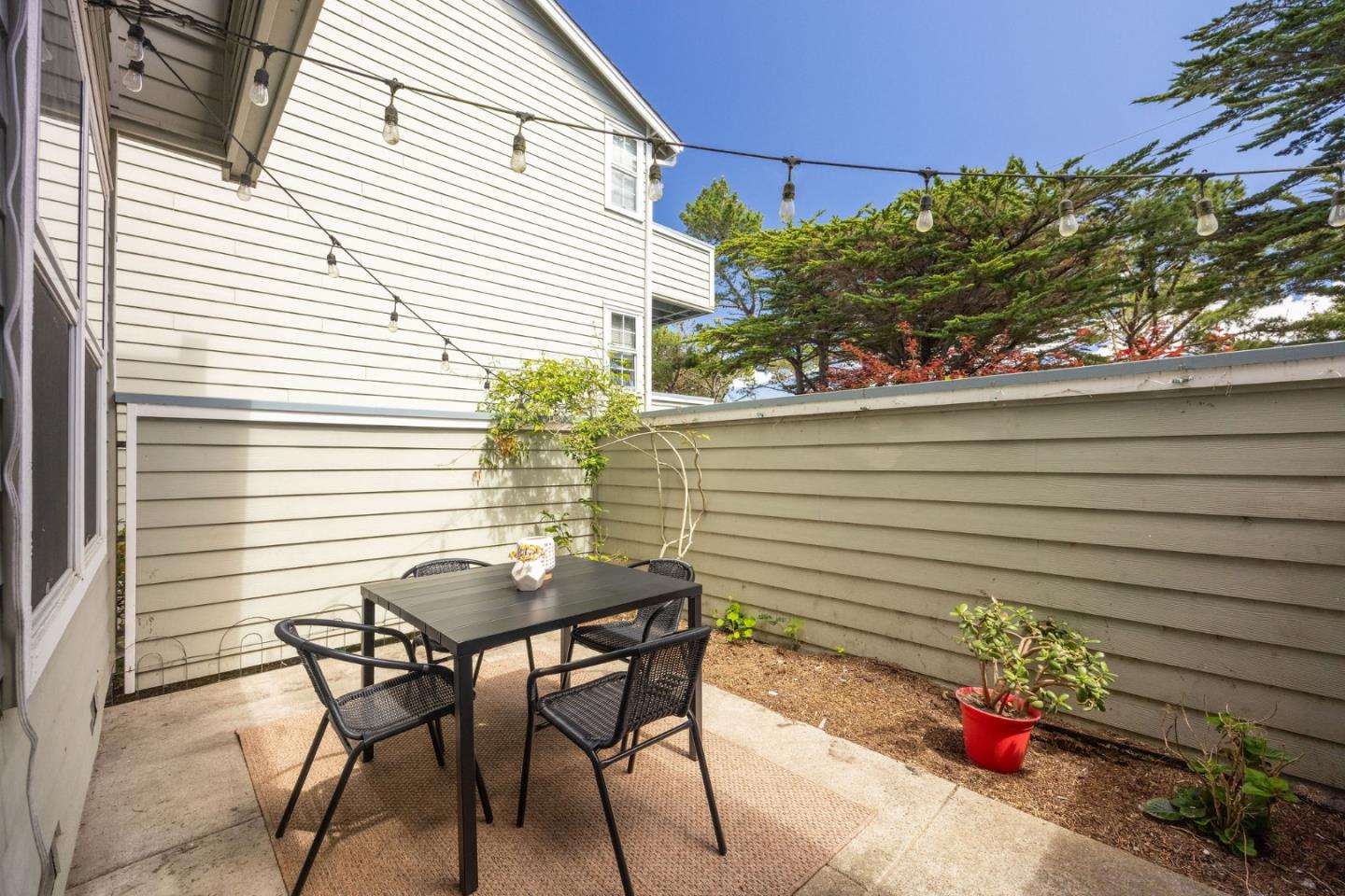 Detail Gallery Image 10 of 30 For Address Not Disclosed, Half Moon Bay,  CA 94019 - 3 Beds | 2 Baths