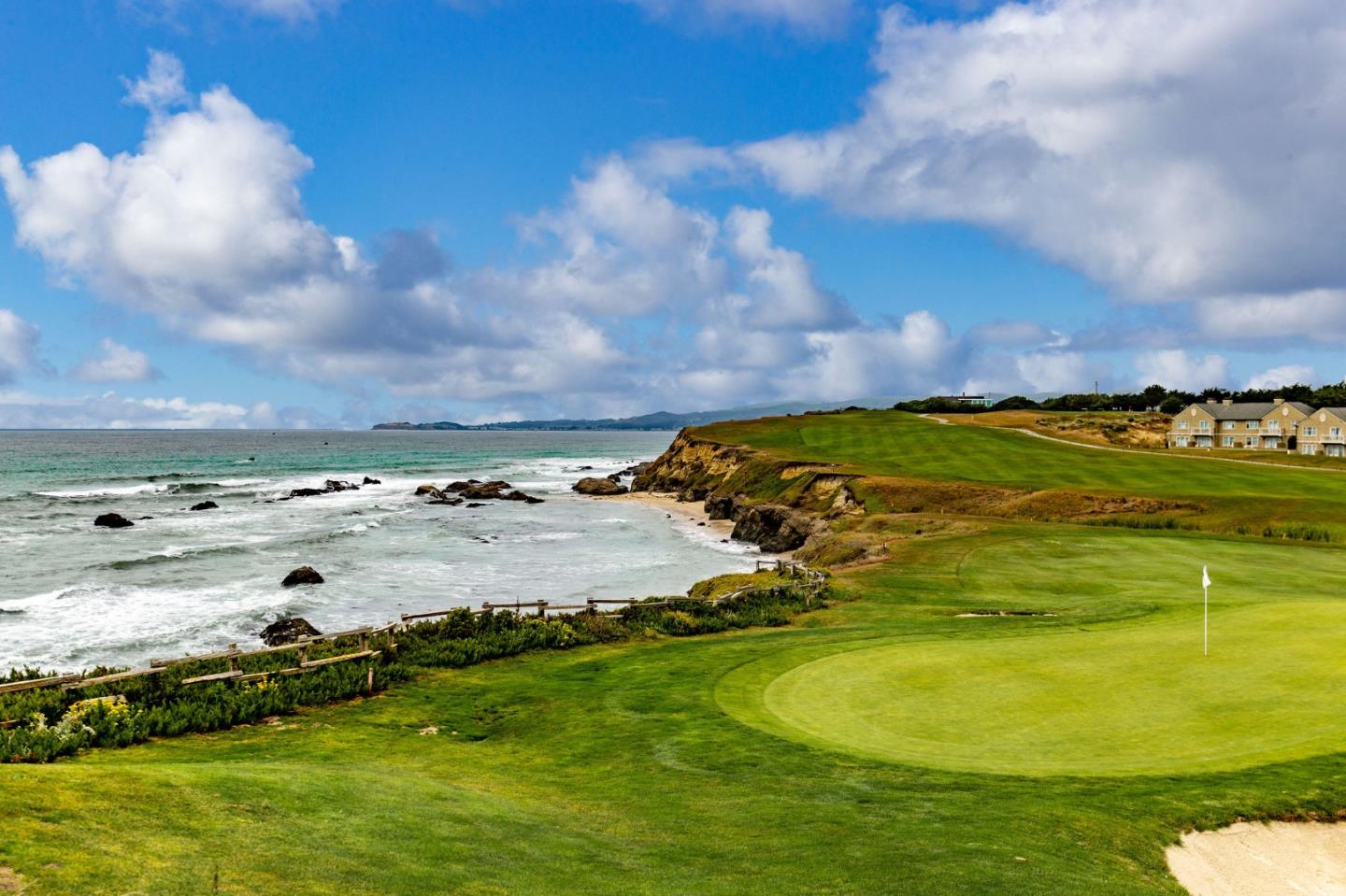 Detail Gallery Image 28 of 30 For Address Not Disclosed, Half Moon Bay,  CA 94019 - 3 Beds | 2 Baths