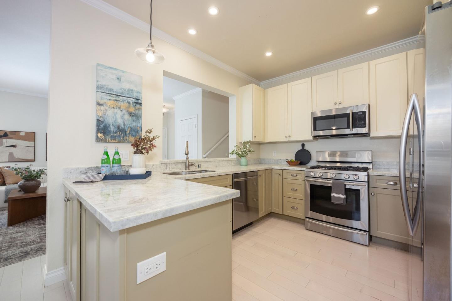 Detail Gallery Image 4 of 30 For Address Not Disclosed, Half Moon Bay,  CA 94019 - 3 Beds | 2 Baths