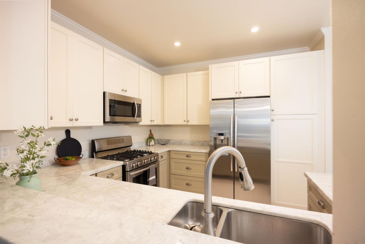 Detail Gallery Image 7 of 30 For Address Not Disclosed, Half Moon Bay,  CA 94019 - 3 Beds | 2 Baths