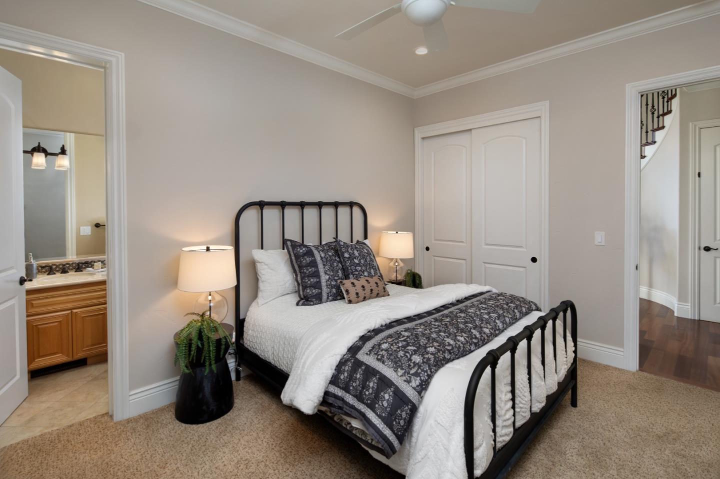 Detail Gallery Image 18 of 26 For 18211 Bancroft Ave, Monte Sereno,  CA 95030 - 5 Beds | 6/1 Baths