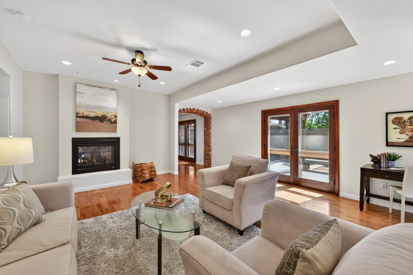 Detail Gallery Image 25 of 66 For 216 Rodonovan Dr, Santa Clara,  CA 95051 - 3 Beds | 3 Baths