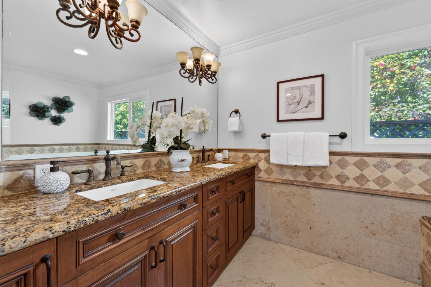 Detail Gallery Image 34 of 66 For 216 Rodonovan Dr, Santa Clara,  CA 95051 - 3 Beds | 3 Baths