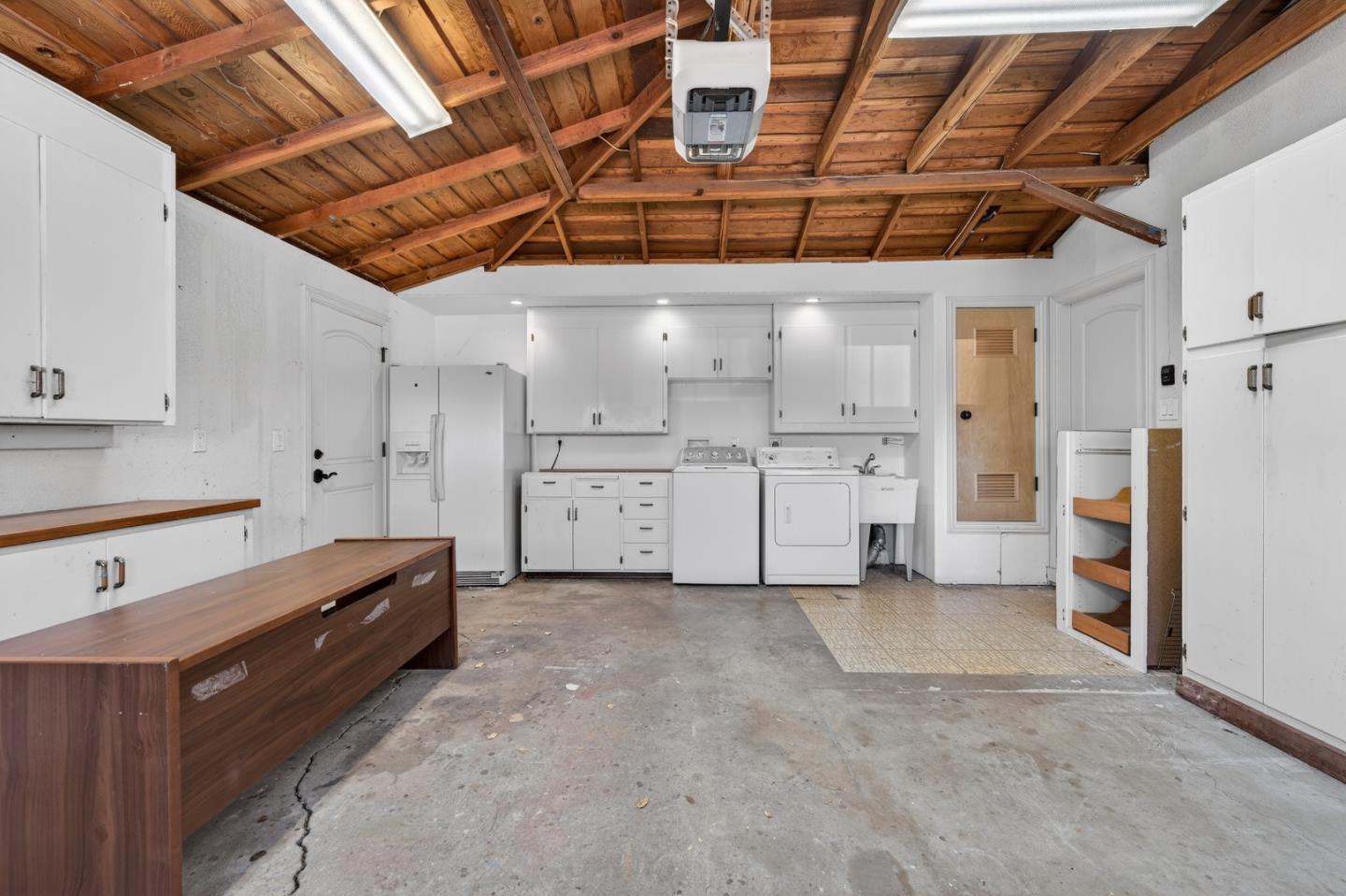 Detail Gallery Image 47 of 66 For 216 Rodonovan Dr, Santa Clara,  CA 95051 - 3 Beds | 3 Baths