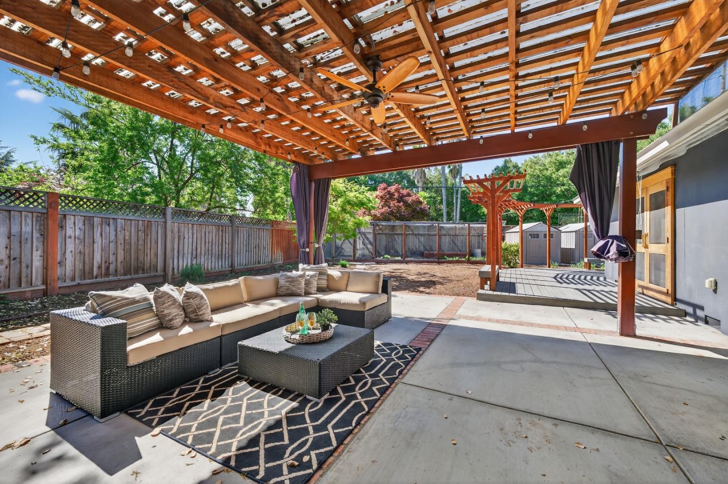 Detail Gallery Image 51 of 66 For 216 Rodonovan Dr, Santa Clara,  CA 95051 - 3 Beds | 3 Baths