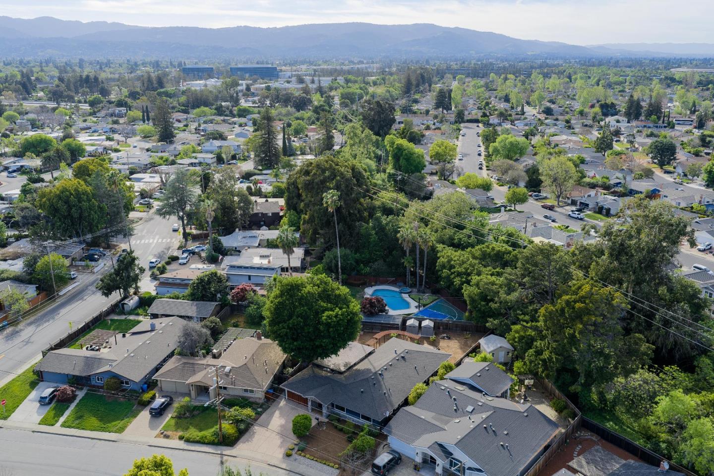 Detail Gallery Image 62 of 66 For 216 Rodonovan Dr, Santa Clara,  CA 95051 - 3 Beds | 3 Baths