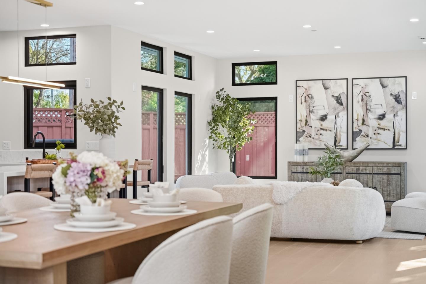 Detail Gallery Image 15 of 39 For 3830 Carlson Cir, Palo Alto,  CA 94306 - 4 Beds | 3/1 Baths