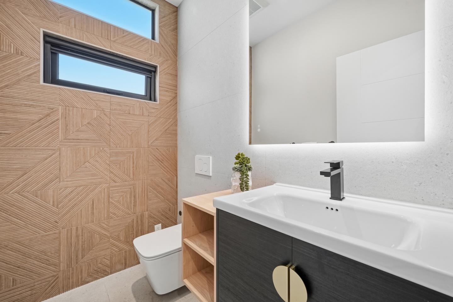 Detail Gallery Image 17 of 39 For 3830 Carlson Cir, Palo Alto,  CA 94306 - 4 Beds | 3/1 Baths