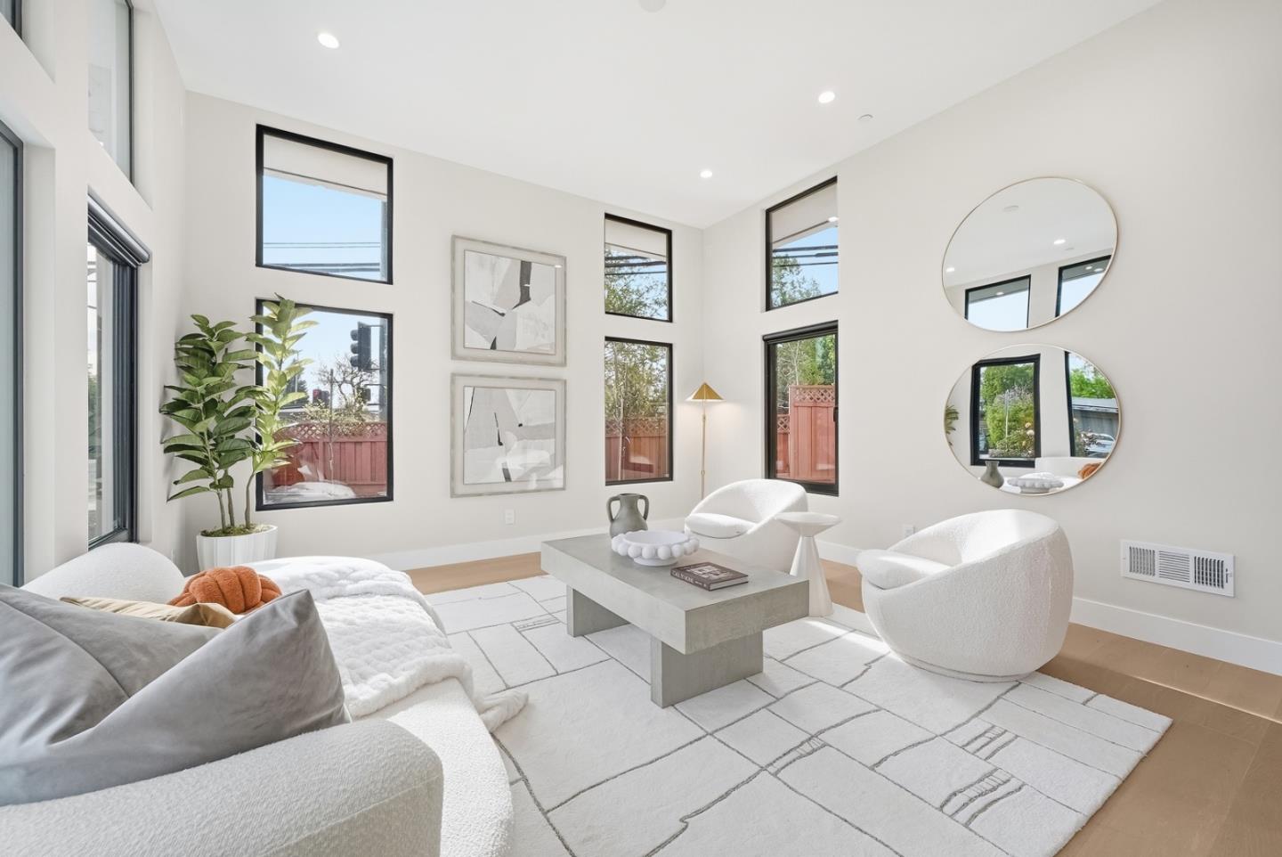 Detail Gallery Image 3 of 39 For 3830 Carlson Cir, Palo Alto,  CA 94306 - 4 Beds | 3/1 Baths