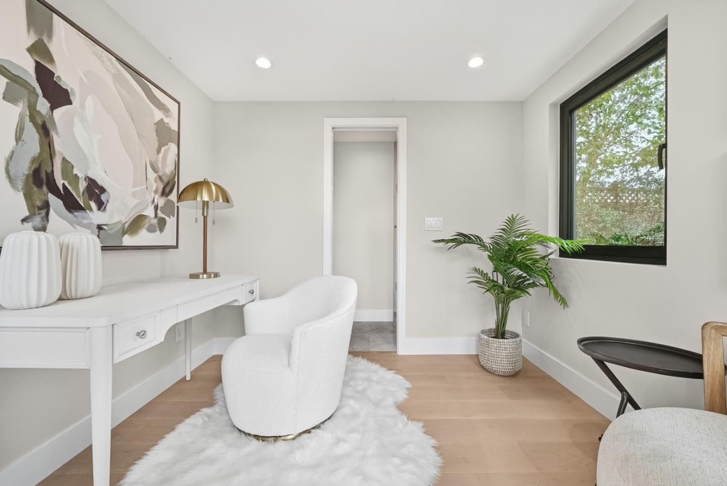 Detail Gallery Image 33 of 39 For 3830 Carlson Cir, Palo Alto,  CA 94306 - 4 Beds | 3/1 Baths