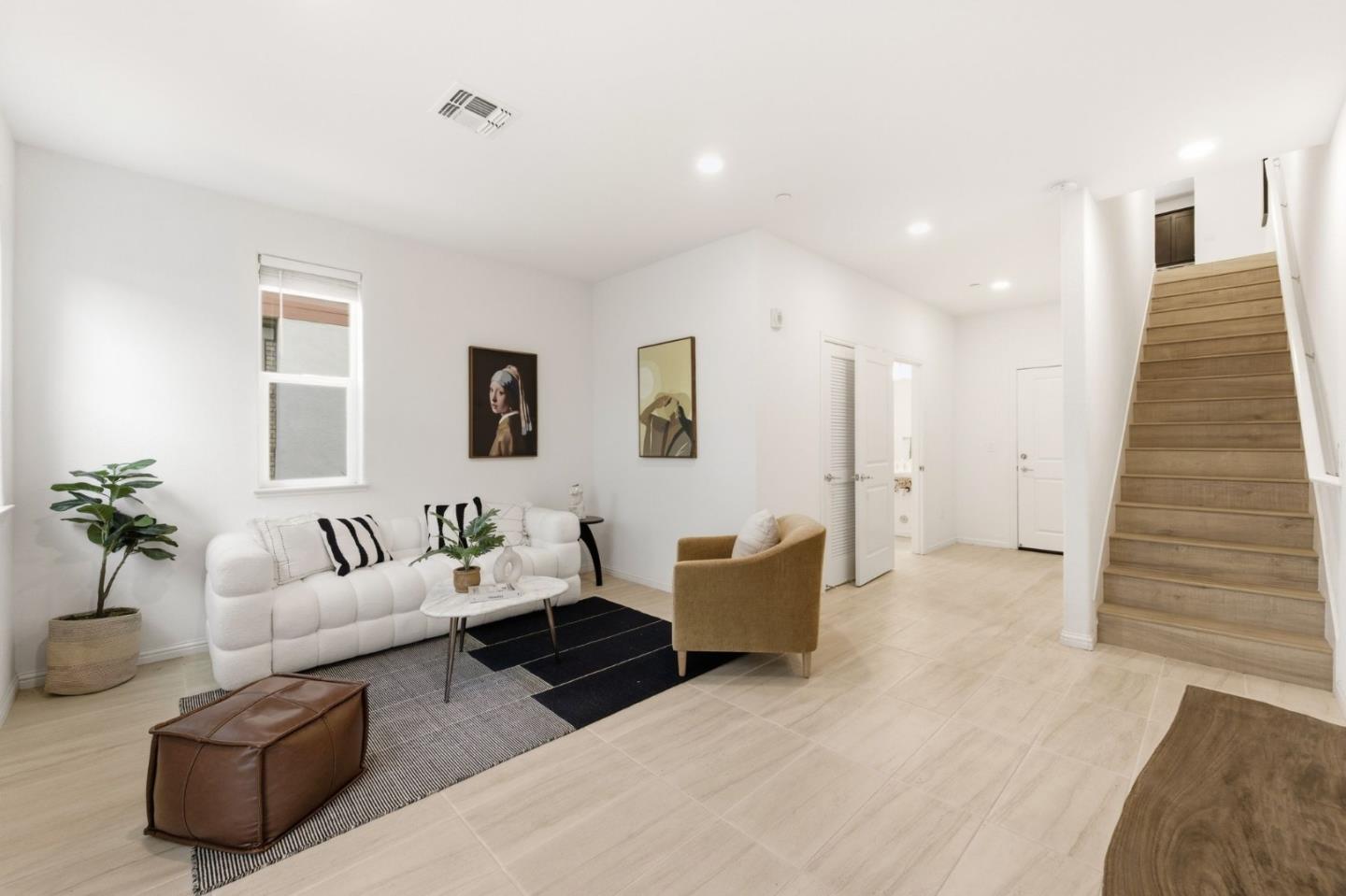 Photo #11: ML82040028 Listing: Photo #11