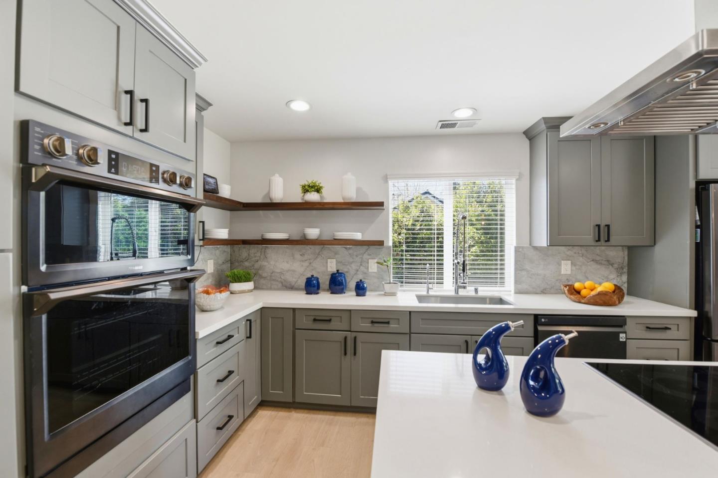 Detail Gallery Image 12 of 75 For 968 Cherry Ave, San Jose,  CA 95126 - 3 Beds | 2 Baths