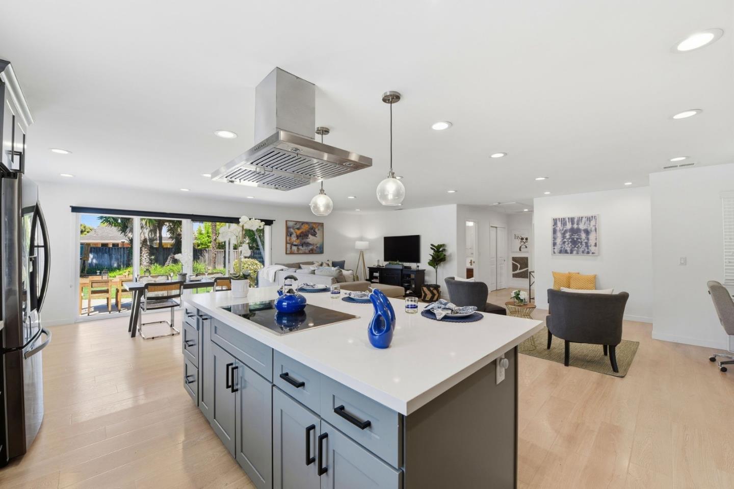 Detail Gallery Image 14 of 75 For 968 Cherry Ave, San Jose,  CA 95126 - 3 Beds | 2 Baths