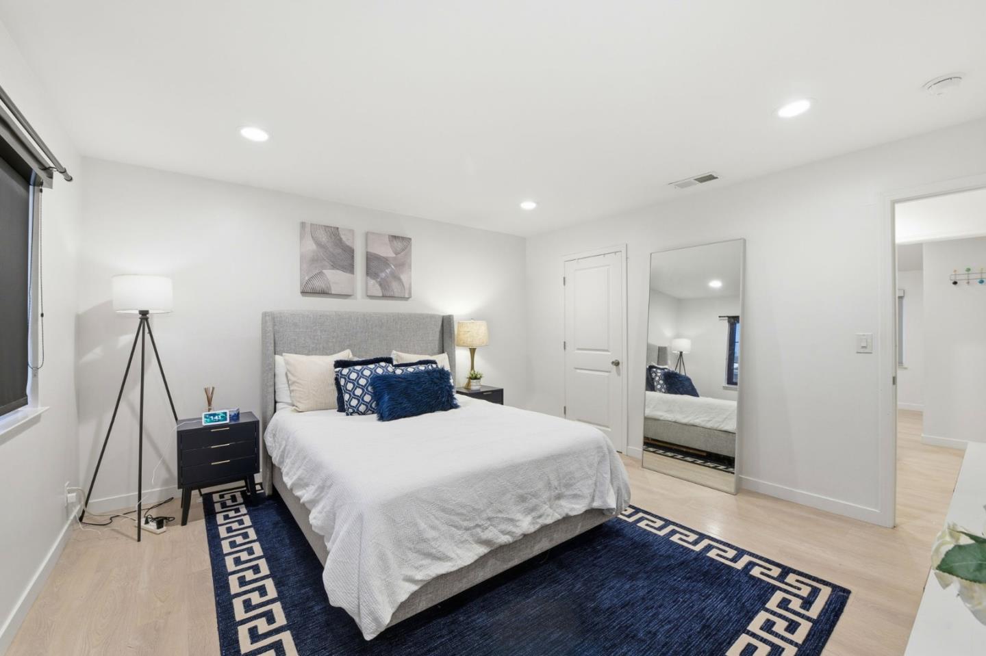 Detail Gallery Image 19 of 75 For 968 Cherry Ave, San Jose,  CA 95126 - 3 Beds | 2 Baths