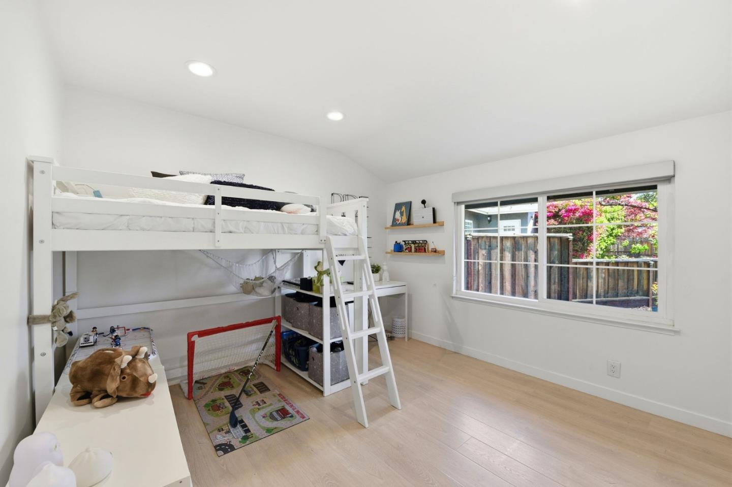 Detail Gallery Image 22 of 75 For 968 Cherry Ave, San Jose,  CA 95126 - 3 Beds | 2 Baths