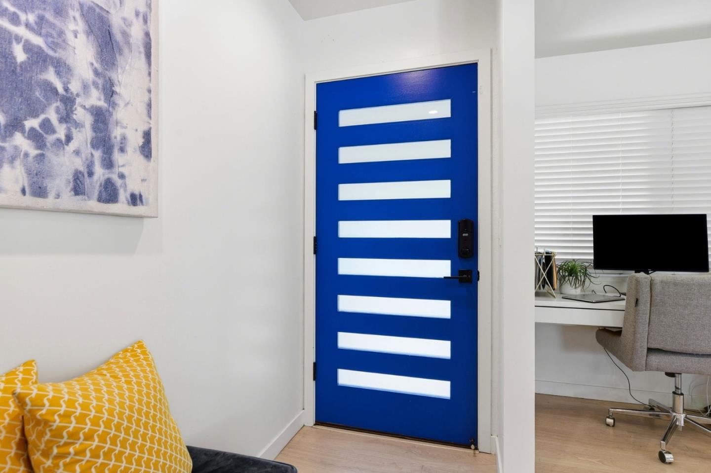 Detail Gallery Image 5 of 75 For 968 Cherry Ave, San Jose,  CA 95126 - 3 Beds | 2 Baths