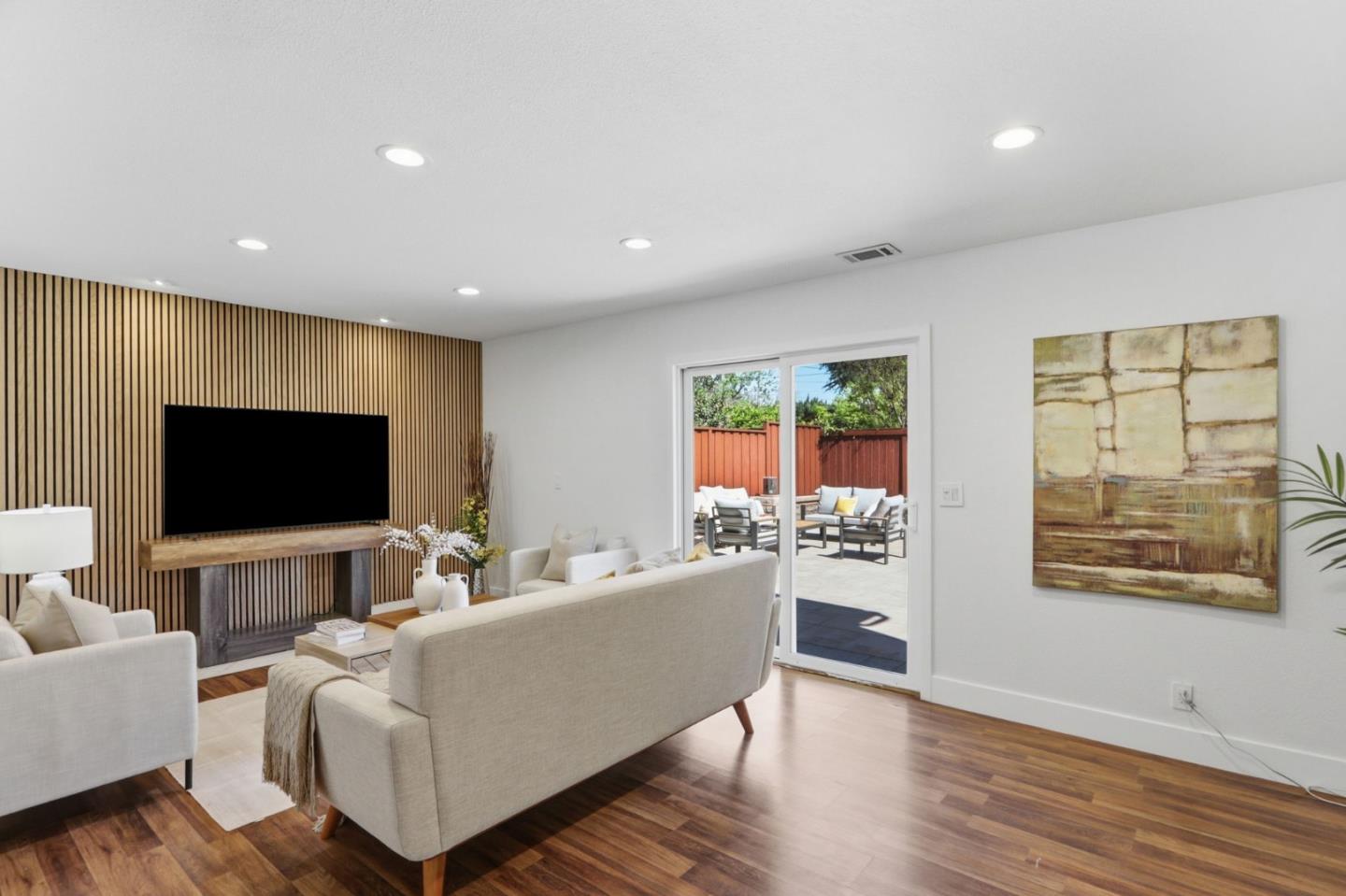 Detail Gallery Image 13 of 53 For 5888 Lean Way, San Jose,  CA 95123 - 3 Beds | 2/1 Baths