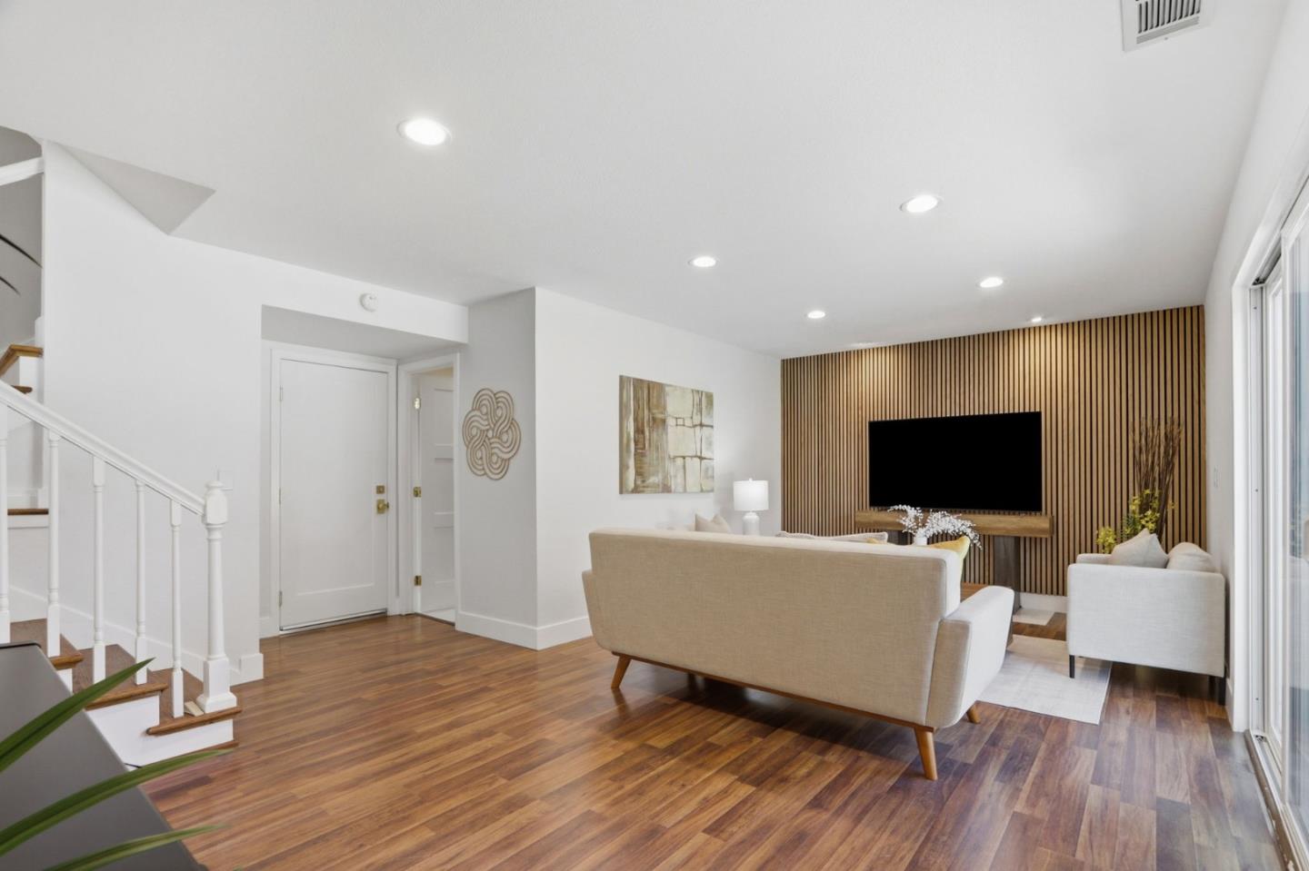 Detail Gallery Image 14 of 53 For 5888 Lean Way, San Jose,  CA 95123 - 3 Beds | 2/1 Baths