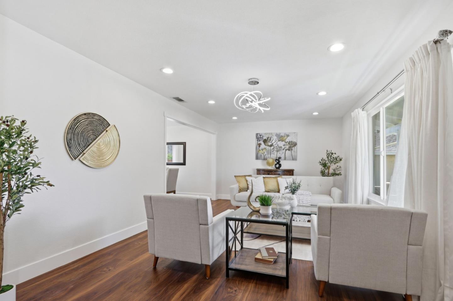 Detail Gallery Image 8 of 53 For 5888 Lean Way, San Jose,  CA 95123 - 3 Beds | 2/1 Baths