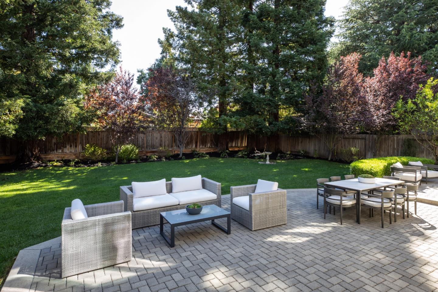 Detail Gallery Image 27 of 29 For 1049 Russell Ave, Los Altos,  CA 94024 - 4 Beds | 3/1 Baths