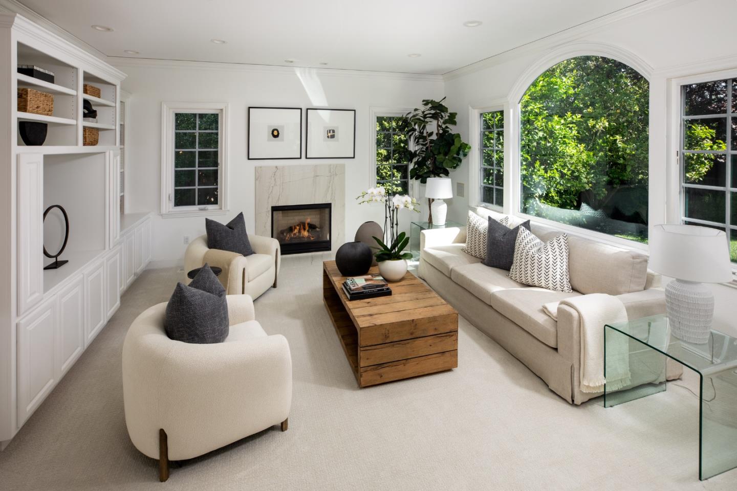 Detail Gallery Image 9 of 29 For 1049 Russell Ave, Los Altos,  CA 94024 - 4 Beds | 3/1 Baths