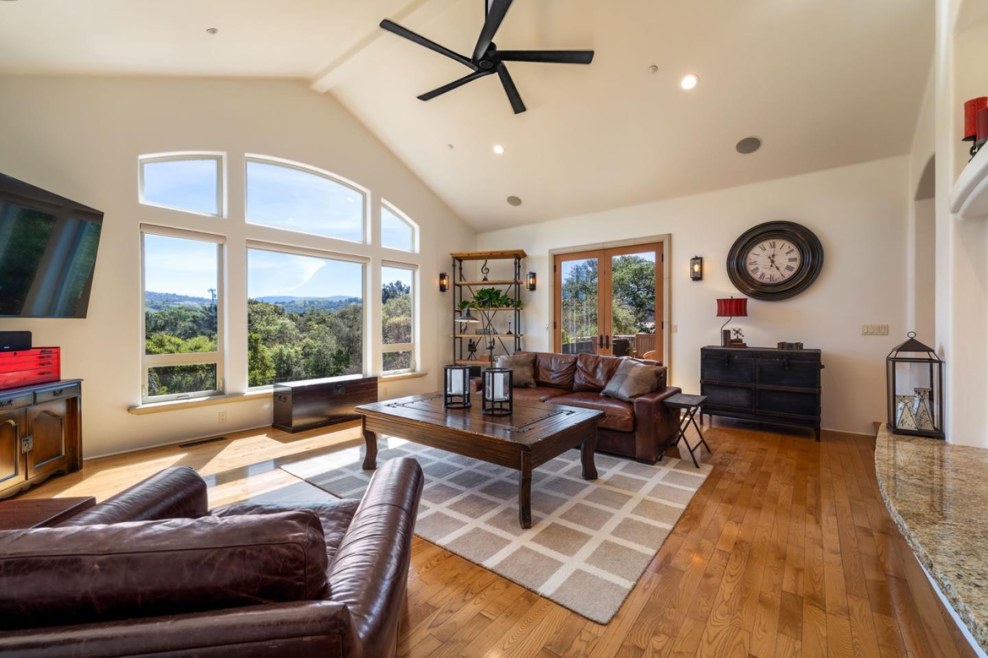 Detail Gallery Image 10 of 50 For 109 Corral De Tierra Rd, Corral De Tierra,  CA 93908 - 6 Beds | 4/1 Baths