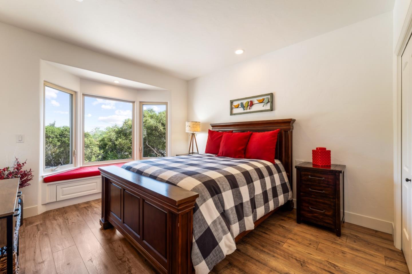 Detail Gallery Image 18 of 50 For 109 Corral De Tierra Rd, Corral De Tierra,  CA 93908 - 6 Beds | 4/1 Baths