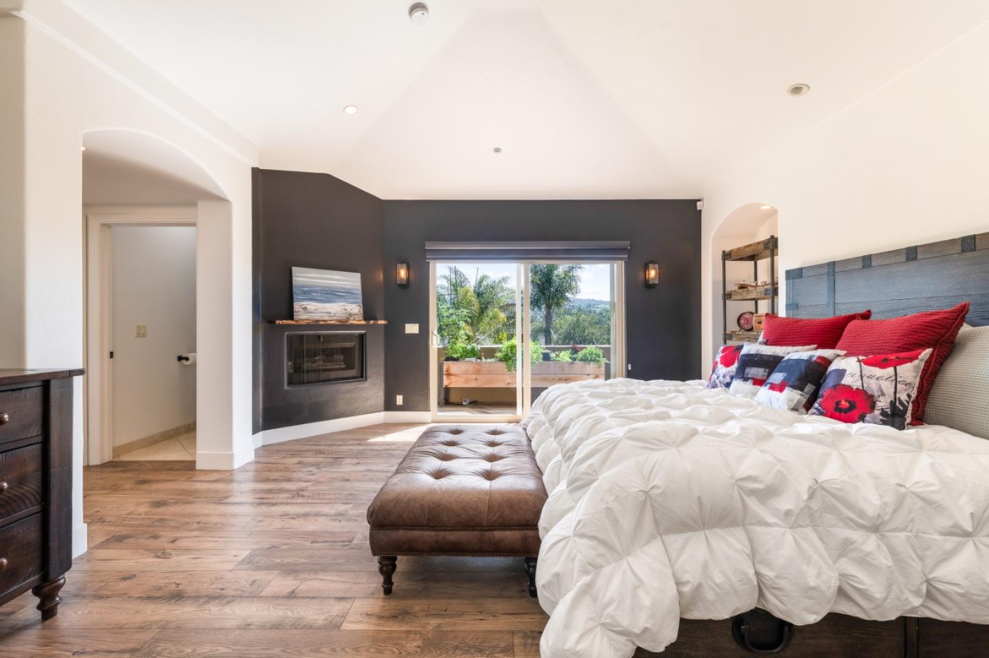 Detail Gallery Image 23 of 50 For 109 Corral De Tierra Rd, Corral De Tierra,  CA 93908 - 6 Beds | 4/1 Baths