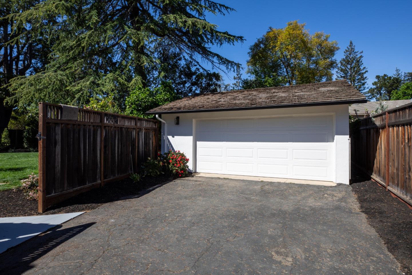 Detail Gallery Image 22 of 22 For 617 Giralda Dr, Los Altos,  CA 94024 - 4 Beds | 2/1 Baths