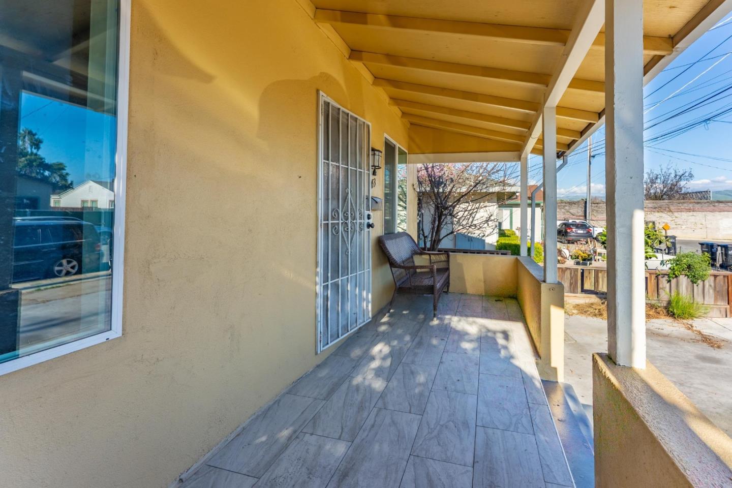 Detail Gallery Image 2 of 18 For 1453 Whitton Ave, San Jose,  CA 95116 - 2 Beds | 1 Baths