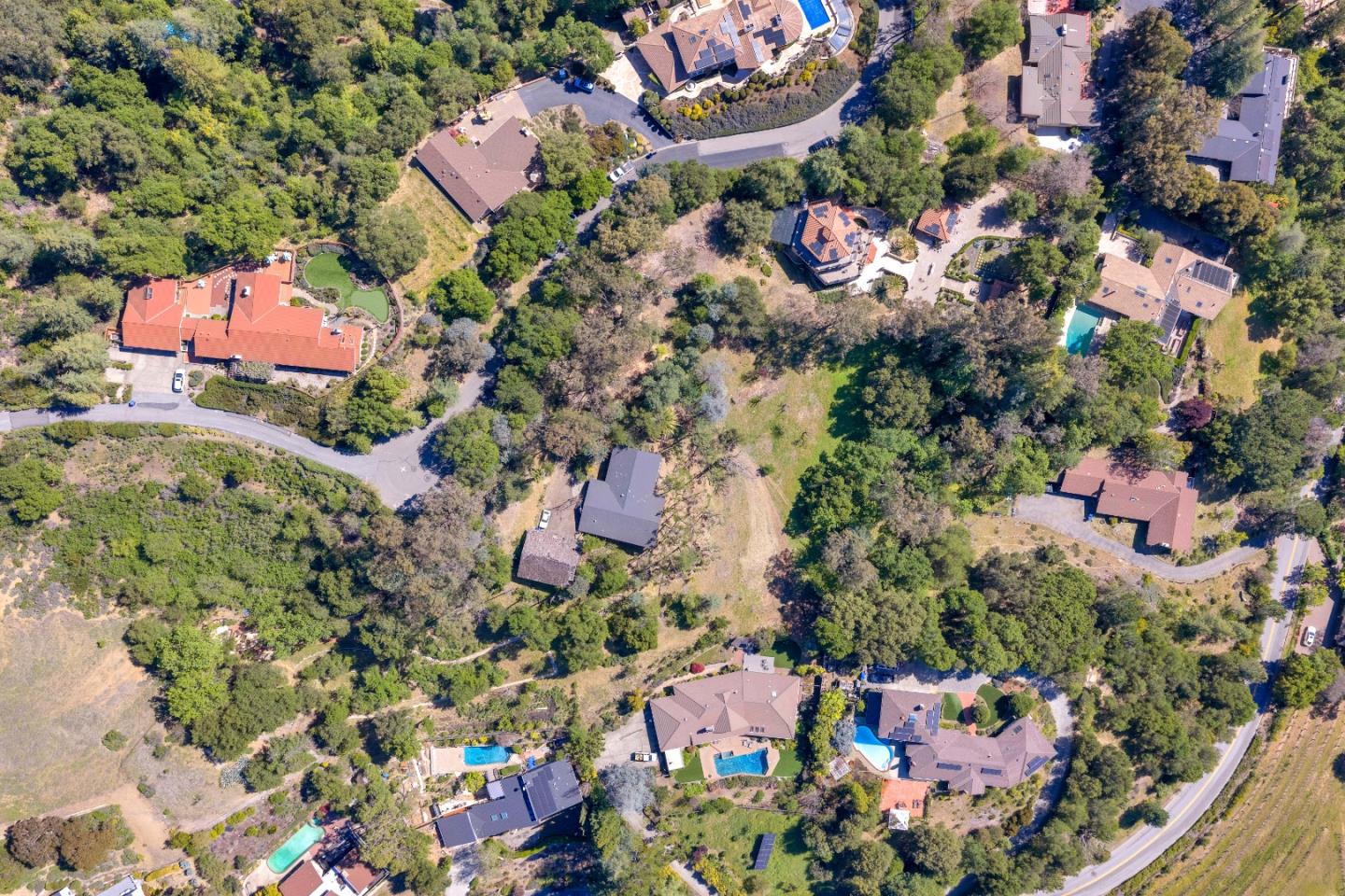 Detail Gallery Image 19 of 21 For 21328 Lumbertown Ln, Saratoga,  CA 95070 - 4 Beds | 3 Baths