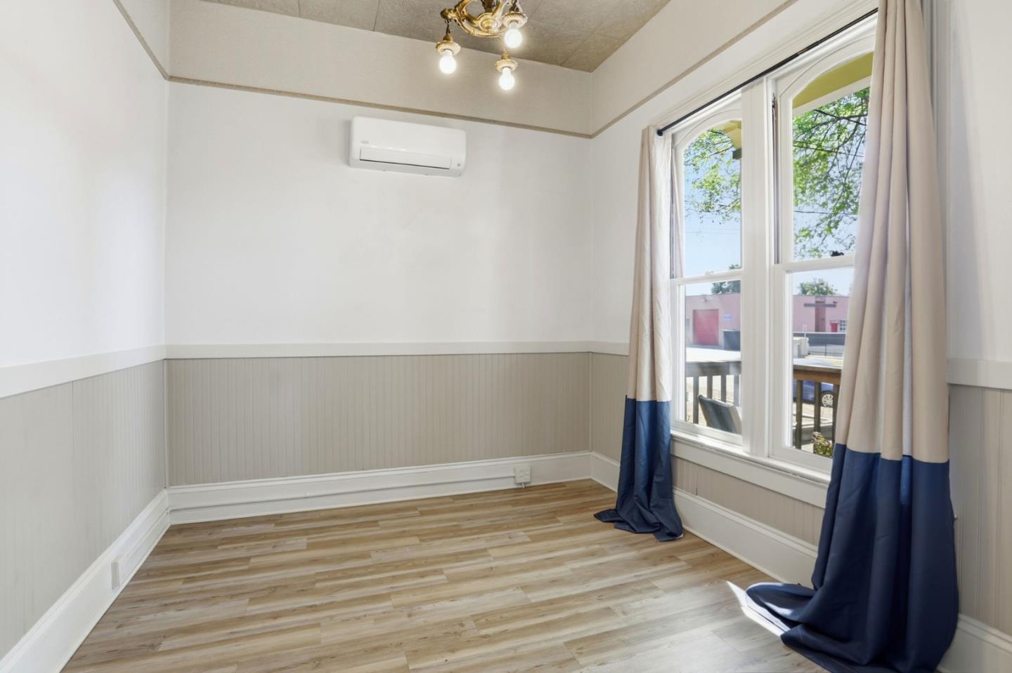 Detail Gallery Image 8 of 27 For 912 S 3rd St, San Jose,  CA 95112 - 3 Beds | 1 Baths