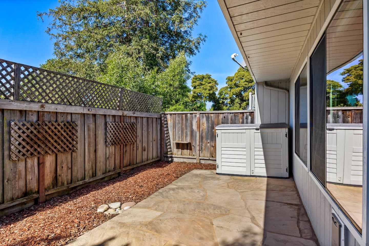Detail Gallery Image 18 of 18 For 710 Freeman Ct, Santa Cruz,  CA 95062 - 2 Beds | 2 Baths