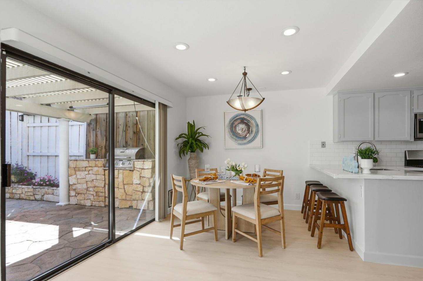 Photo #10: ML82040051 Listing: Photo #10