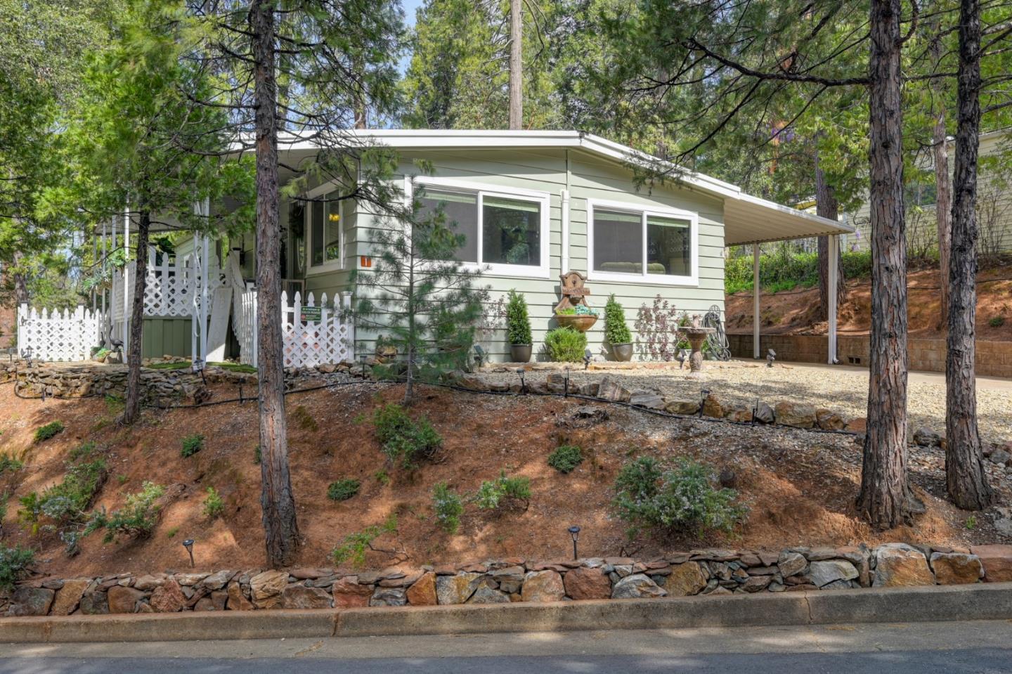 Detail Gallery Image 2 of 51 For 14074 #1 Irishtown Rd #1,  Pine Grove,  CA 95665 - 2 Beds | 2 Baths
