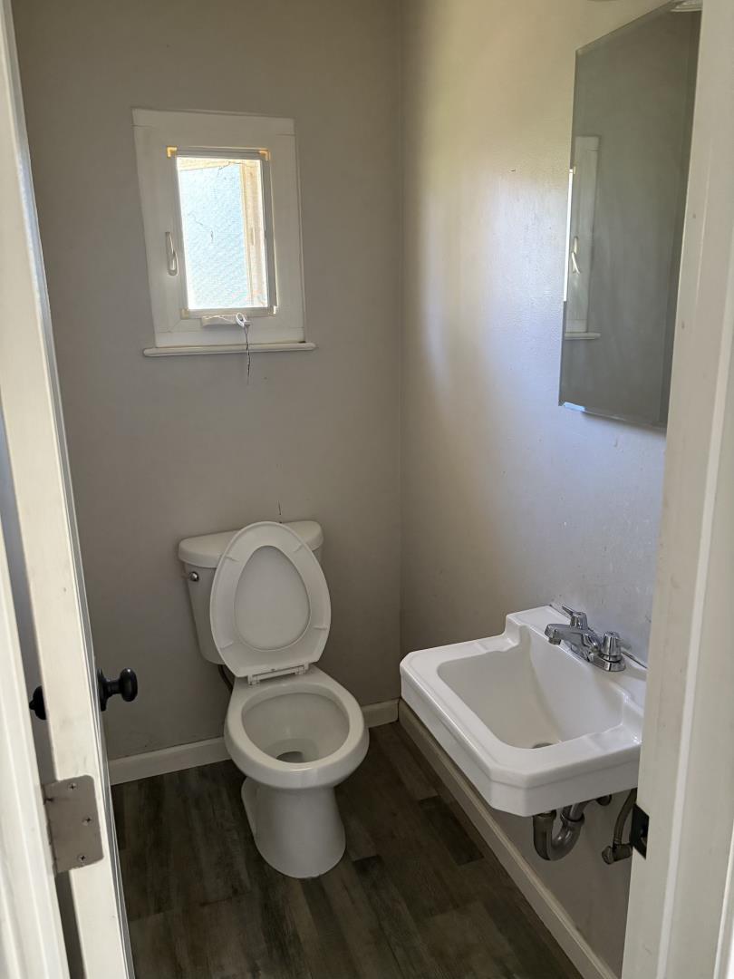 Detail Gallery Image 9 of 17 For 17951 Los Felice Dr, Saratoga,  CA 95070 - 3 Beds | 1/1 Baths