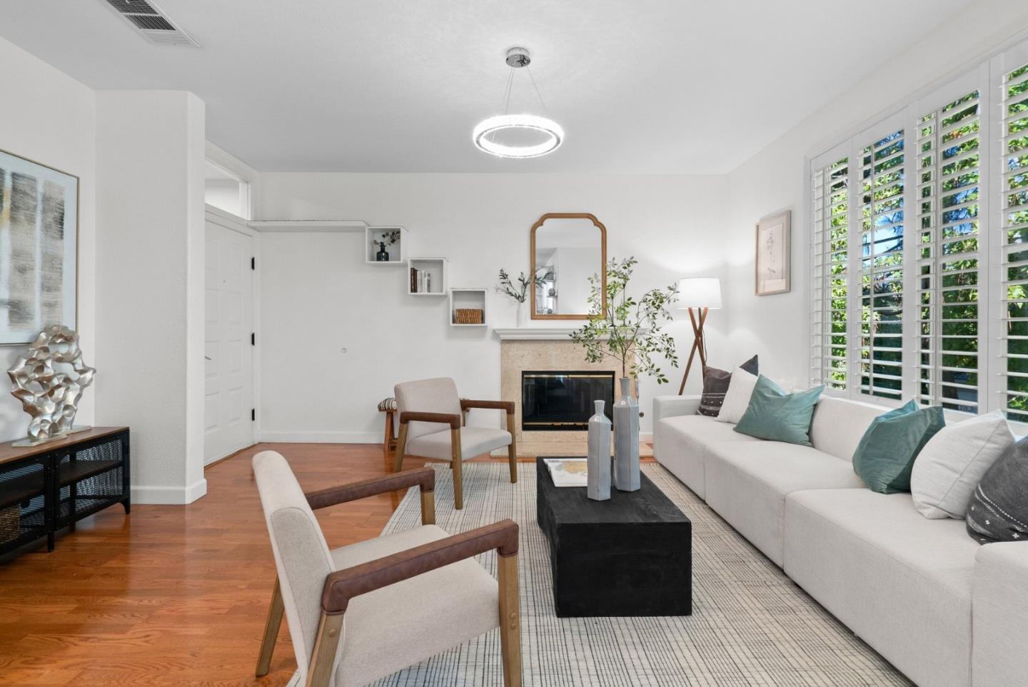 Photo #9: ML82040055 Listing: Photo #9