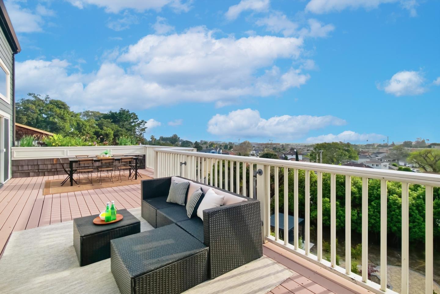 Detail Gallery Image 18 of 83 For 910 Tioga Dr, Millbrae,  CA 94030 - 5 Beds | 3 Baths