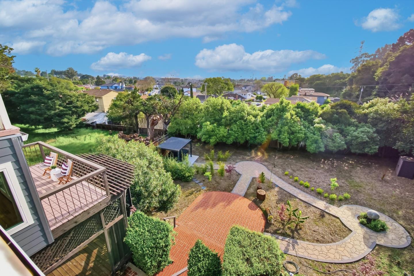 Detail Gallery Image 27 of 83 For 910 Tioga Dr, Millbrae,  CA 94030 - 5 Beds | 3 Baths