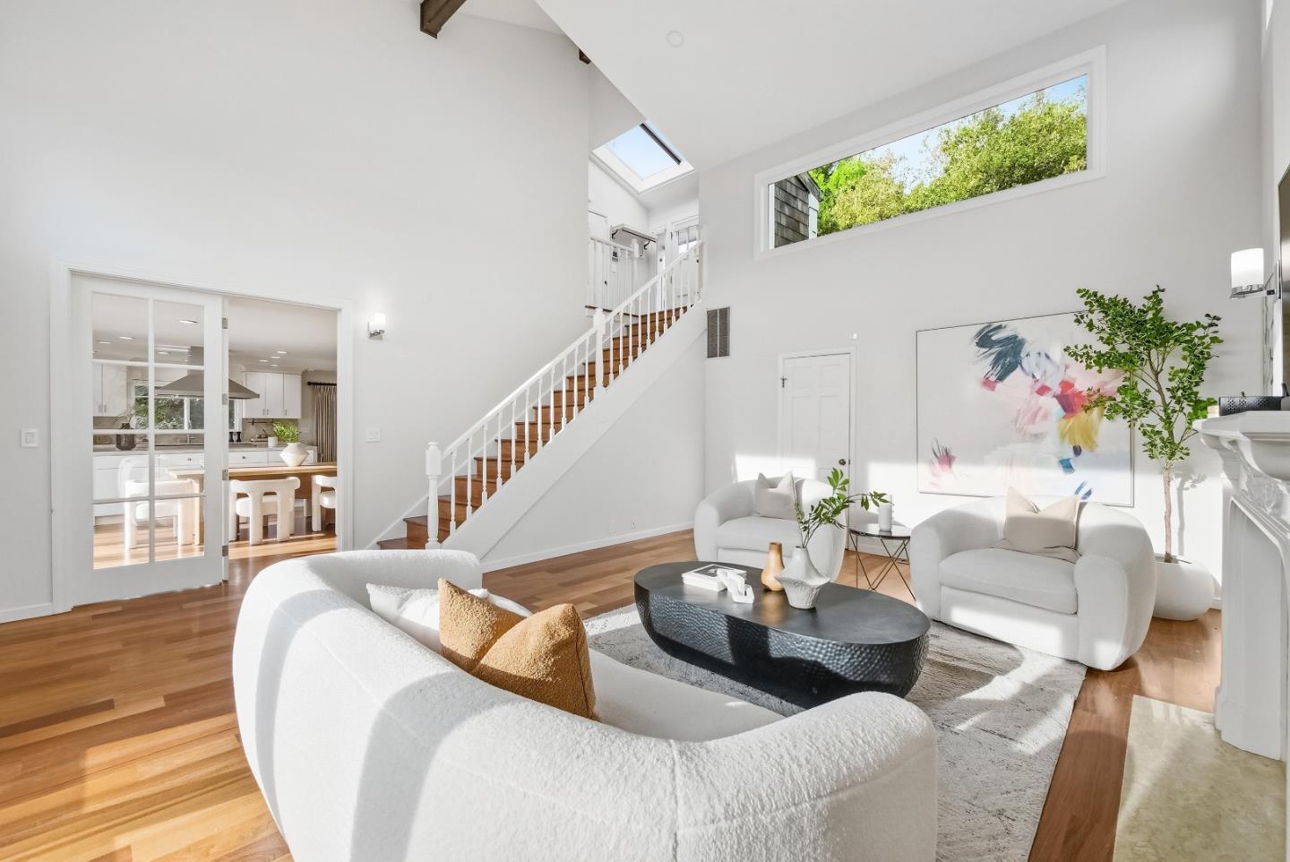 Detail Gallery Image 7 of 83 For 910 Tioga Dr, Millbrae,  CA 94030 - 5 Beds | 3 Baths