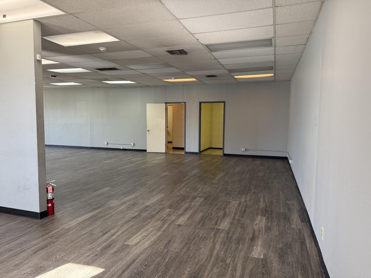 Detail Gallery Image 13 of 16 For 1550 Rollins Rd a,  Burlingame,  CA 94010 - – Beds | – Baths