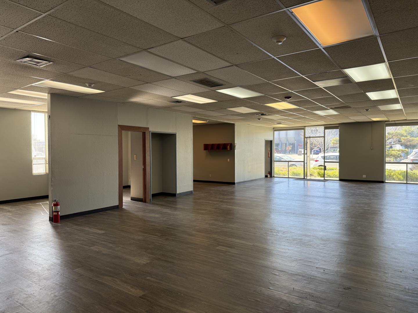 Detail Gallery Image 14 of 16 For 1550 Rollins Rd a,  Burlingame,  CA 94010 - – Beds | – Baths